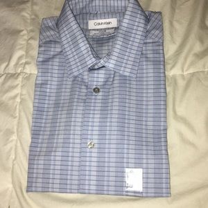 NWT Calvin Klein Button-Up